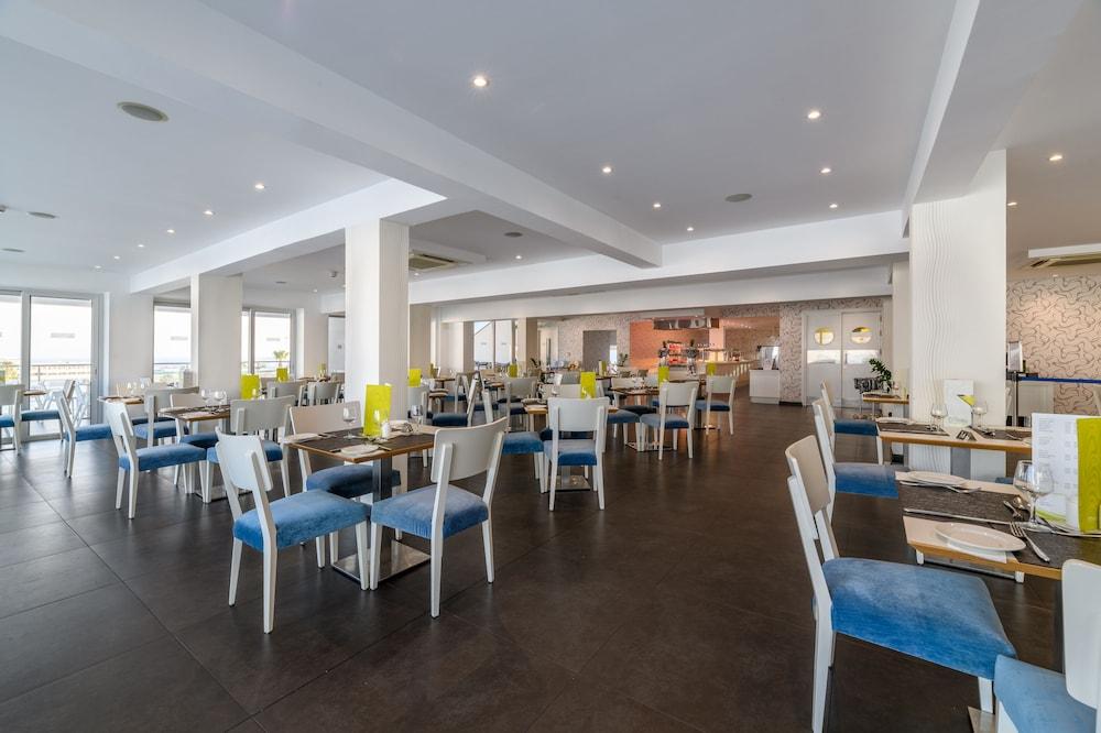 Tasia Maris Oasis Ayia Napa Exterior foto