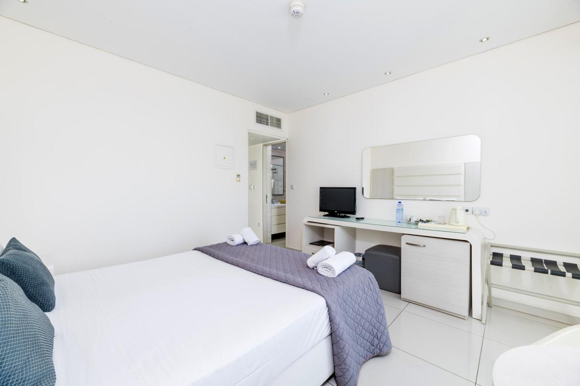 Tasia Maris Oasis Ayia Napa Habitación foto